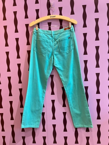 calça longa azul turquesa